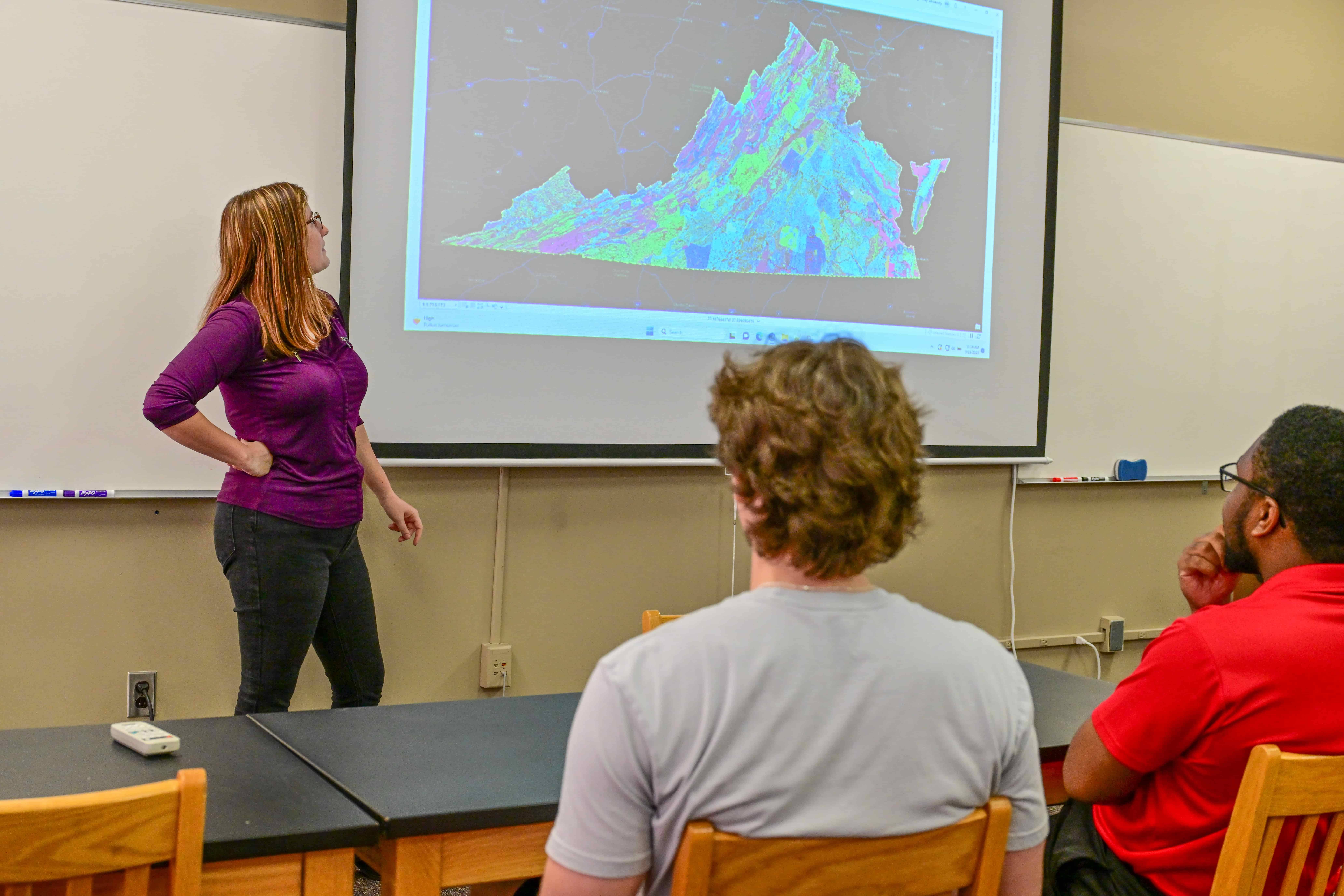 Students learn Geographic Information Sciences.