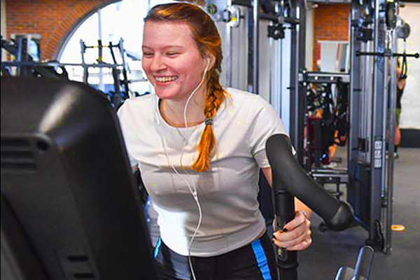 Student working out at the Rec Center